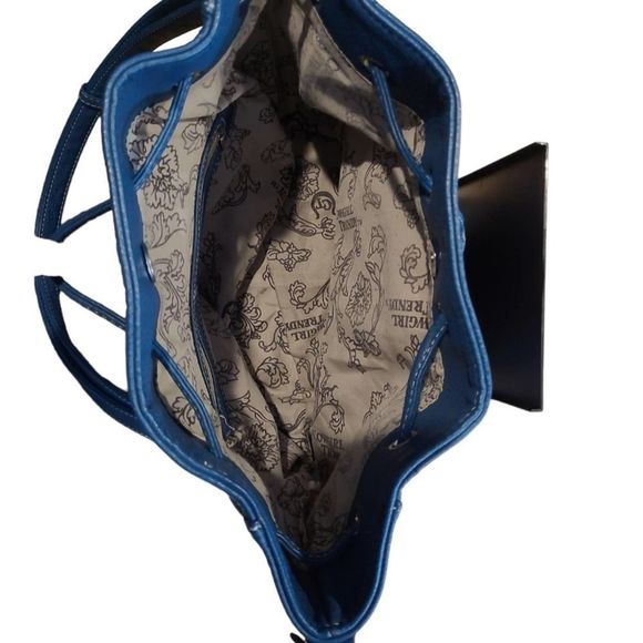 Sugar Skull Punk Art Rivet Studded Concealed Carry purse - Picture 7 of 7